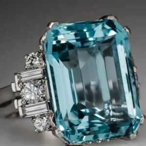 9.25 Sterling Silver and Faceted Aquamarine Gemstone Ring 7 1/2